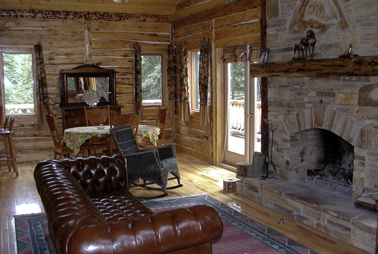western, country style, fireplace